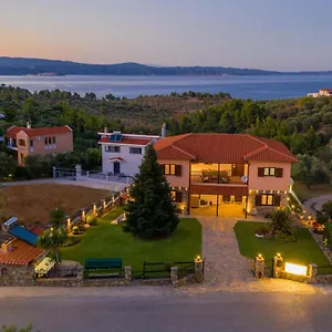 xalonia-seaview.hotelschalkidiki.net/